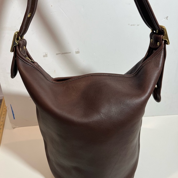 Vintage Coach Duffle Sac – Style 9085 – Maple - Picture 3 of 10